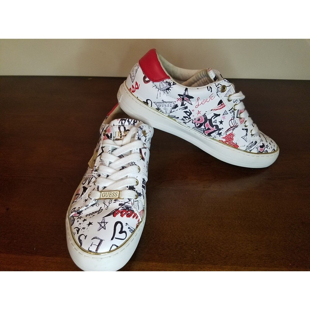 Womens Guess Graffiti Sneakers Size 7 1/2 Leather Sole GFGILDA11